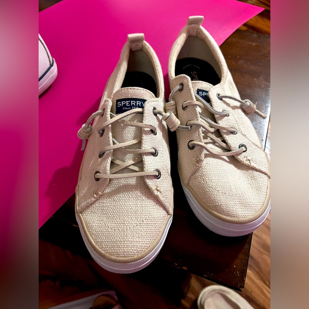 Ladies Sperry Sneaks